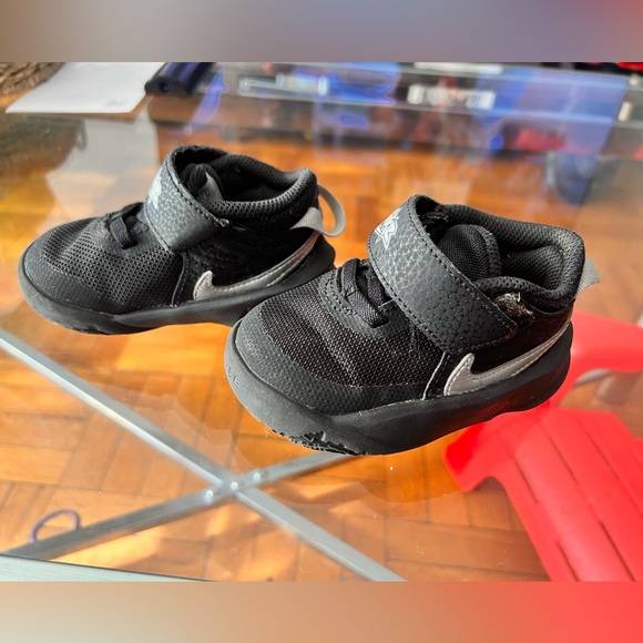 Nike Baby/Toddler - Picture 2 of 6